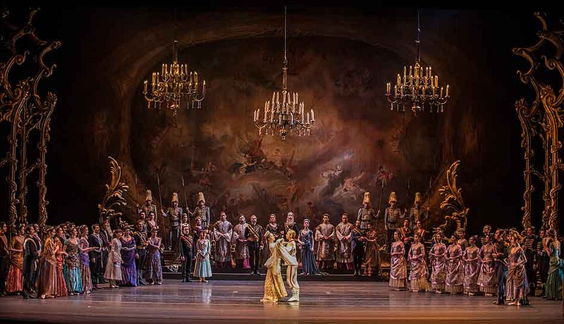 El teatro se incendió luego de la presentación del ballet de Mayerling. Se dice que la obra trae una maldición. Foto: Gentileza Patricio Melo