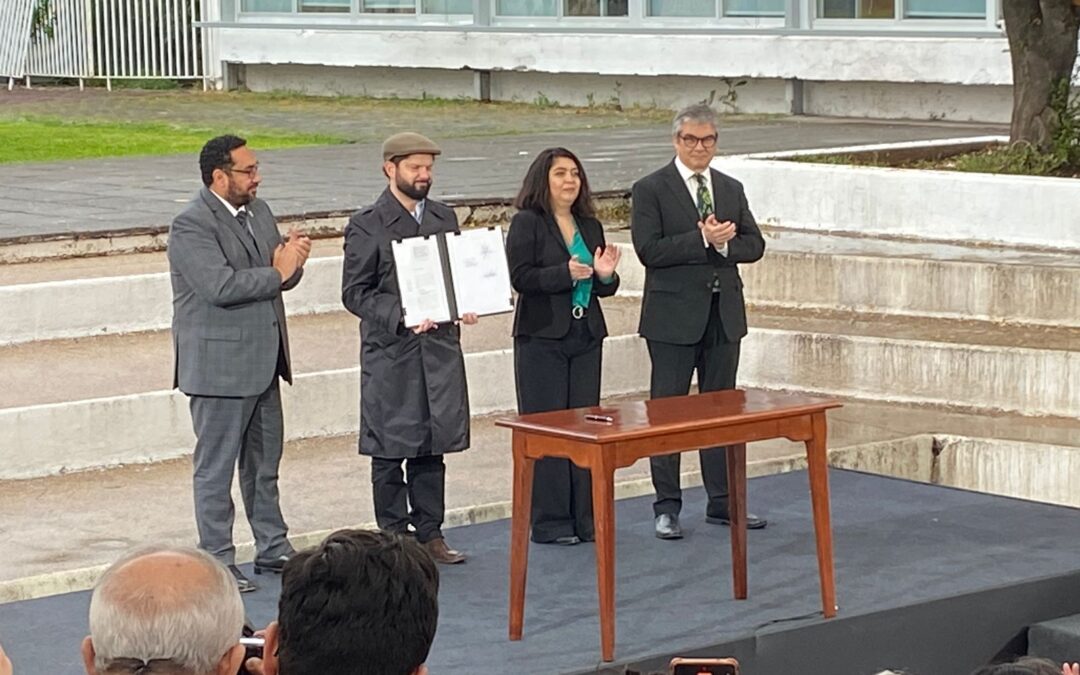 El presidente Gabriel Boric presentó de forma oficial el proyecto de ley que pondrá fin al CAE